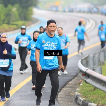Runner Photo 7029272