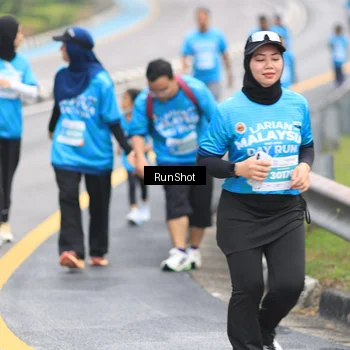 Runner Photo 7029276