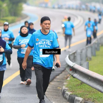 Runner Photo 7029278