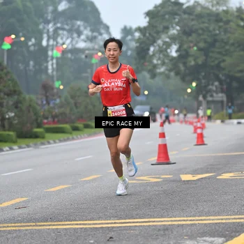Runner Photo 7029322