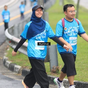 Runner Photo 7029331