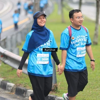 Runner Photo 7029334