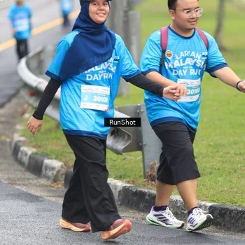 Runner Photo 7029340