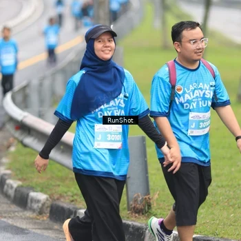 Runner Photo 7029342