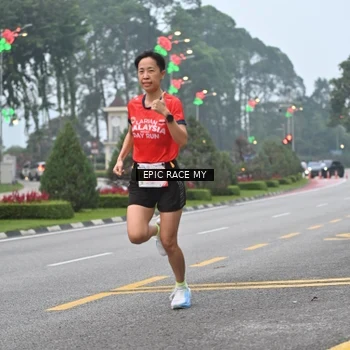 Runner Photo 7029343