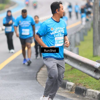 Runner Photo 7029383