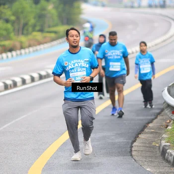Runner Photo 7029384