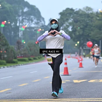 Runner Photo 7029390