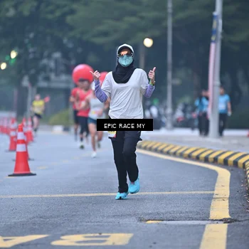 Runner Photo 7029391