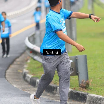 Runner Photo 7029393