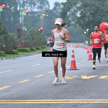 Runner Photo 7029413