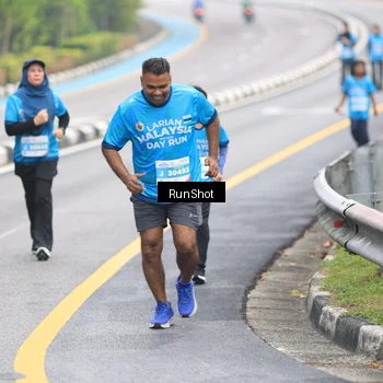 Runner Photo 7029415