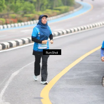 Runner Photo 7029433
