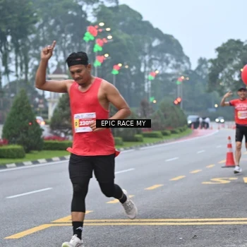 Runner Photo 7029434