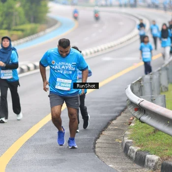 Runner Photo 7029436