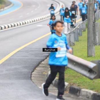 Runner Photo 7029441