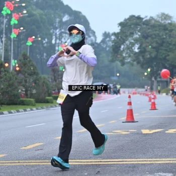 Runner Photo 7029468