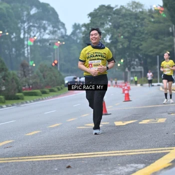 Runner Photo 7029470