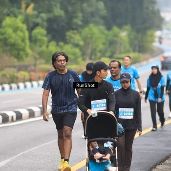 Runner Photo 7029498