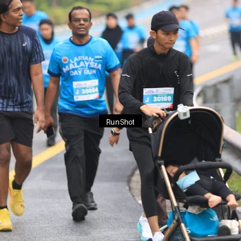 Runner Photo 7029523