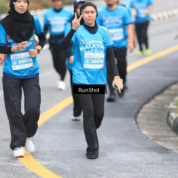 Runner Photo 7029540