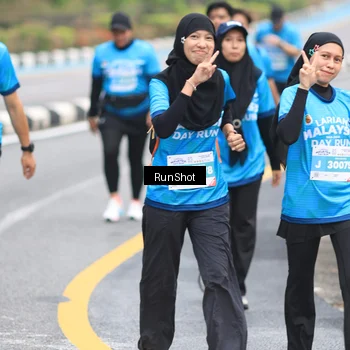 Runner Photo 7029557