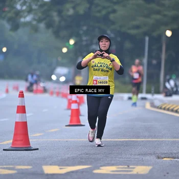 Runner Photo 7029571