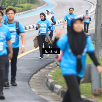 Runner Photo 7029575