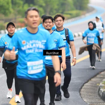 Runner Photo 7029583