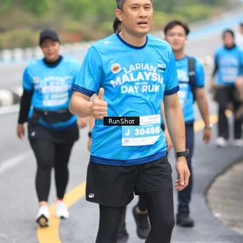Runner Photo 7029587