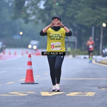 Runner Photo 7029589