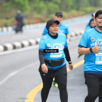 Runner Photo 7029595