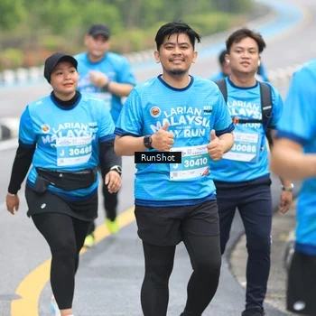 Runner Photo 7029599