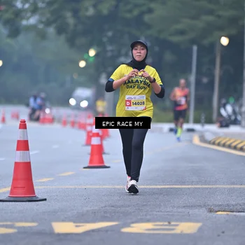 Runner Photo 7029602