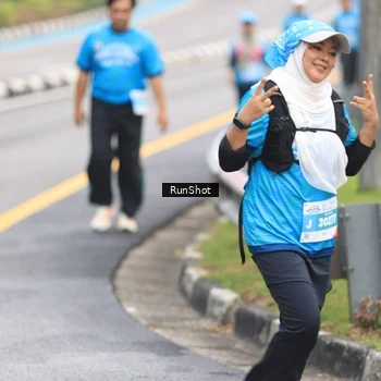 Runner Photo 7029649