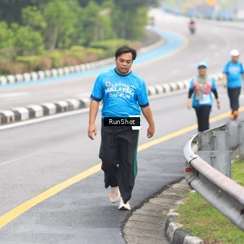Runner Photo 7029653