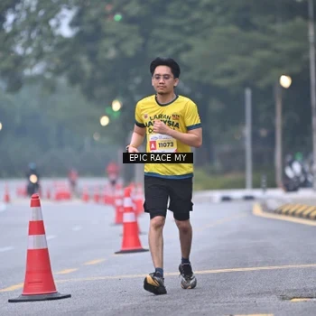 Runner Photo 7029663