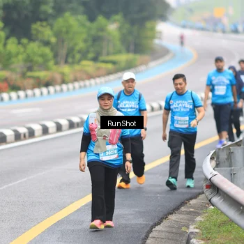 Runner Photo 7029671