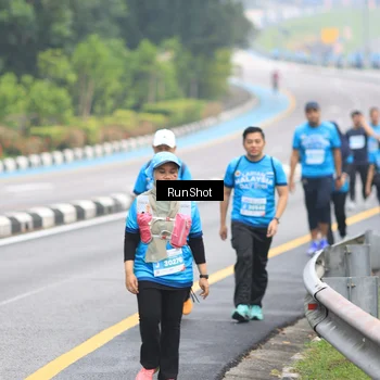 Runner Photo 7029674