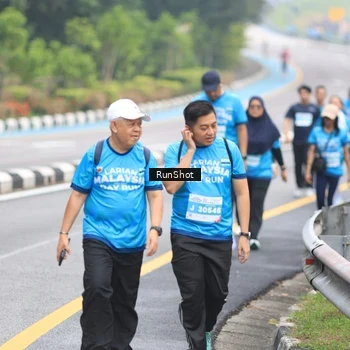 Runner Photo 7029684