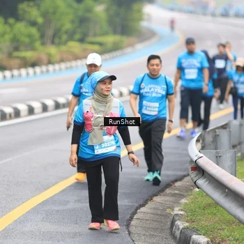 Runner Photo 7029686