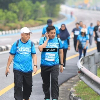 Runner Photo 7029688