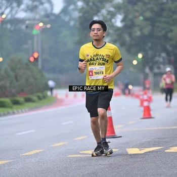 Runner Photo 7029693