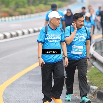 Runner Photo 7029699