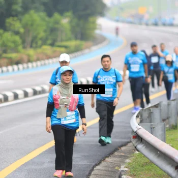 Runner Photo 7029703