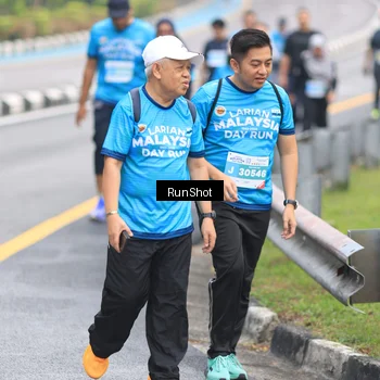 Runner Photo 7029710