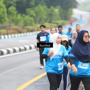 Runner Photo 7029734