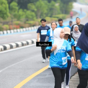 Runner Photo 7029741
