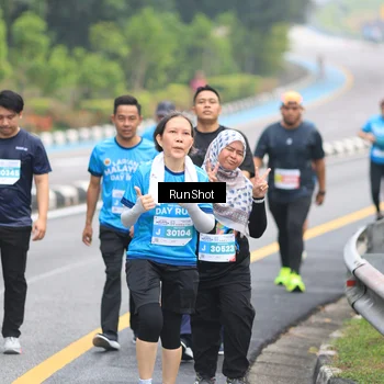 Runner Photo 7029751
