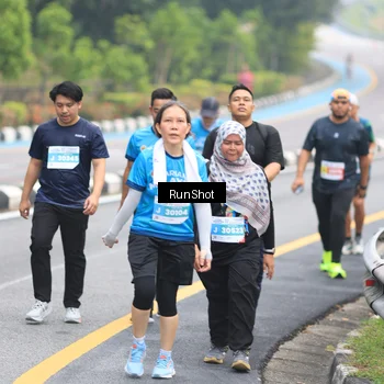 Runner Photo 7029768